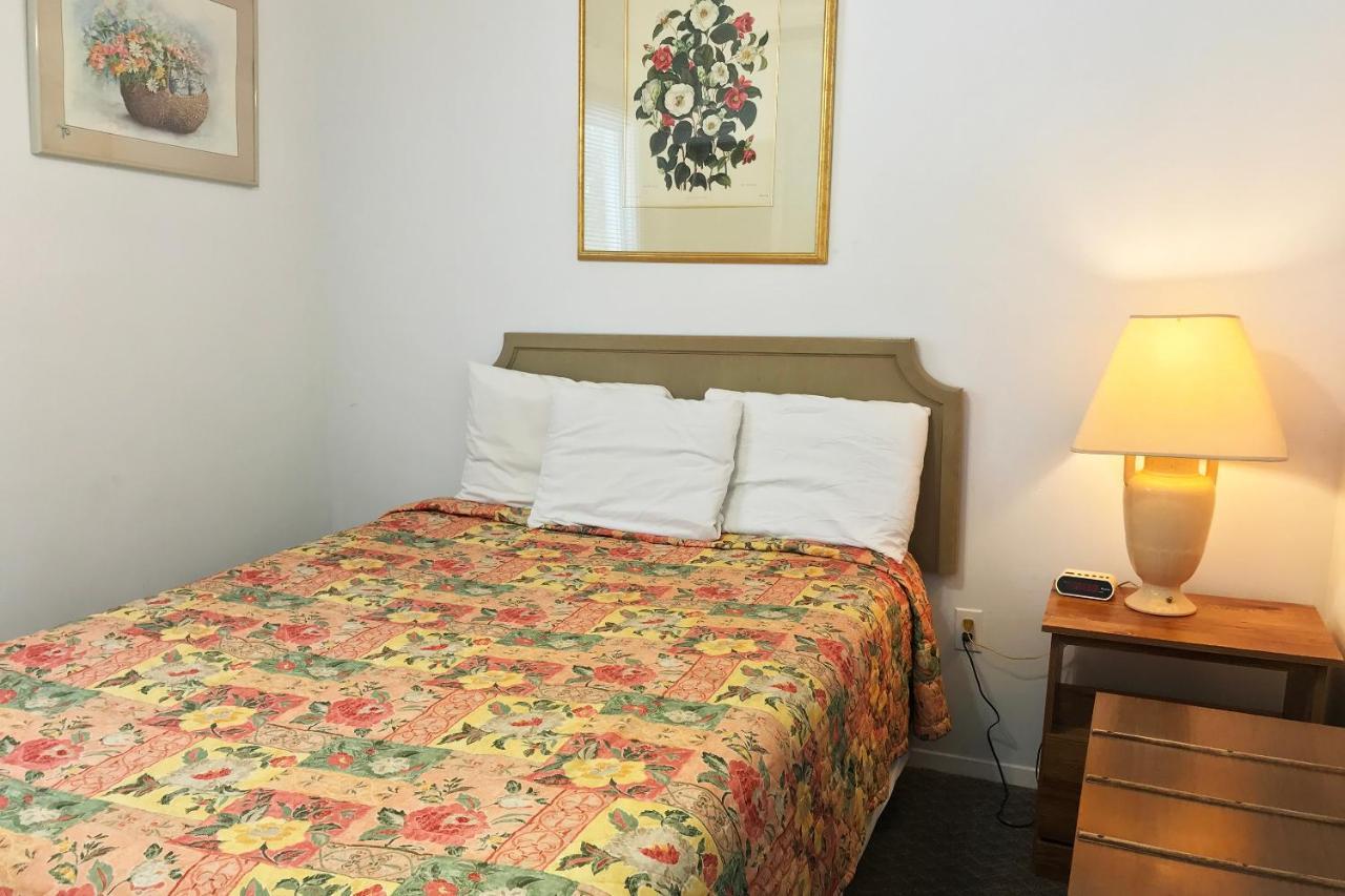 Bayside Motel Трентон Экстерьер фото