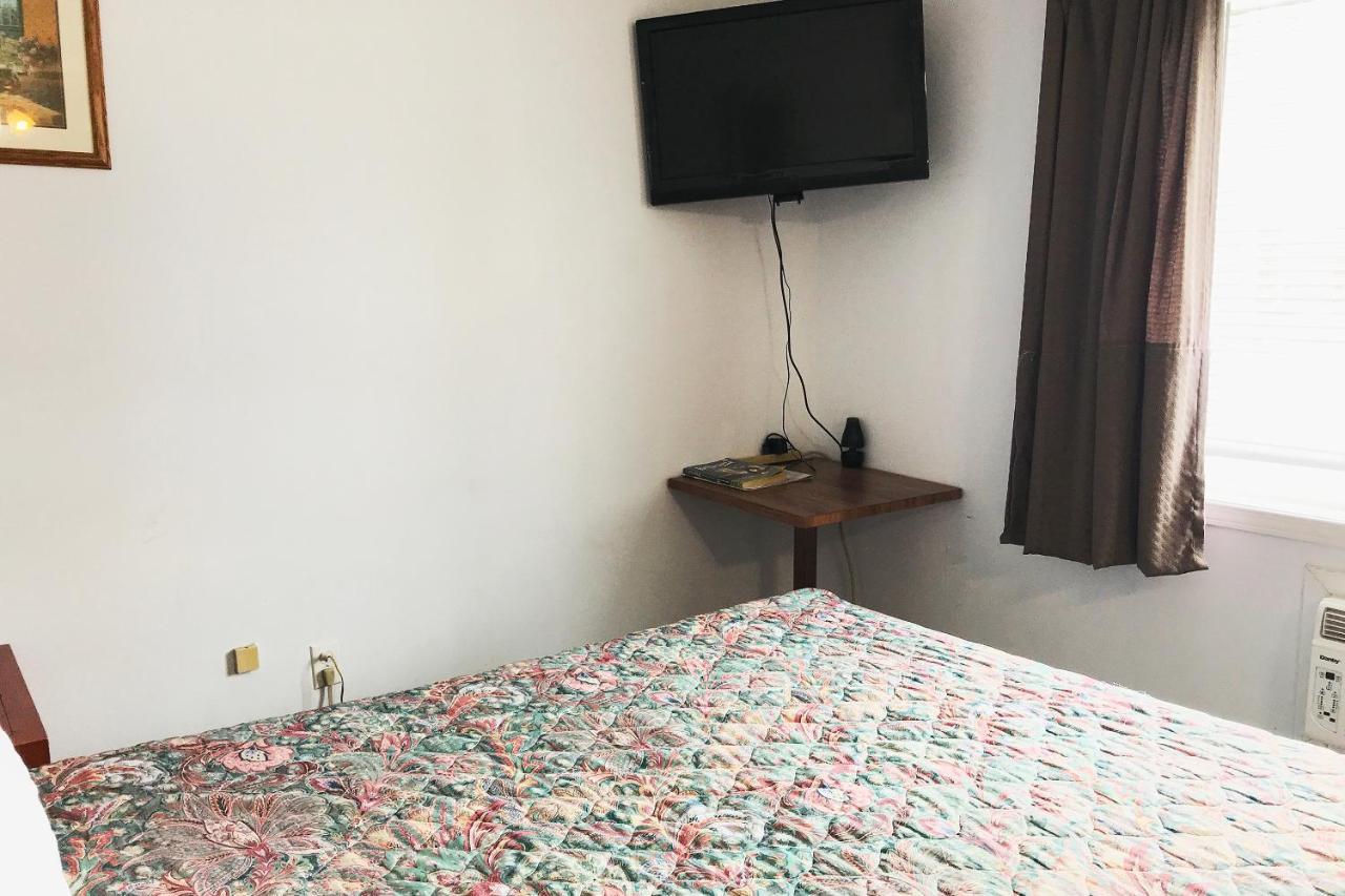 Bayside Motel Трентон Экстерьер фото