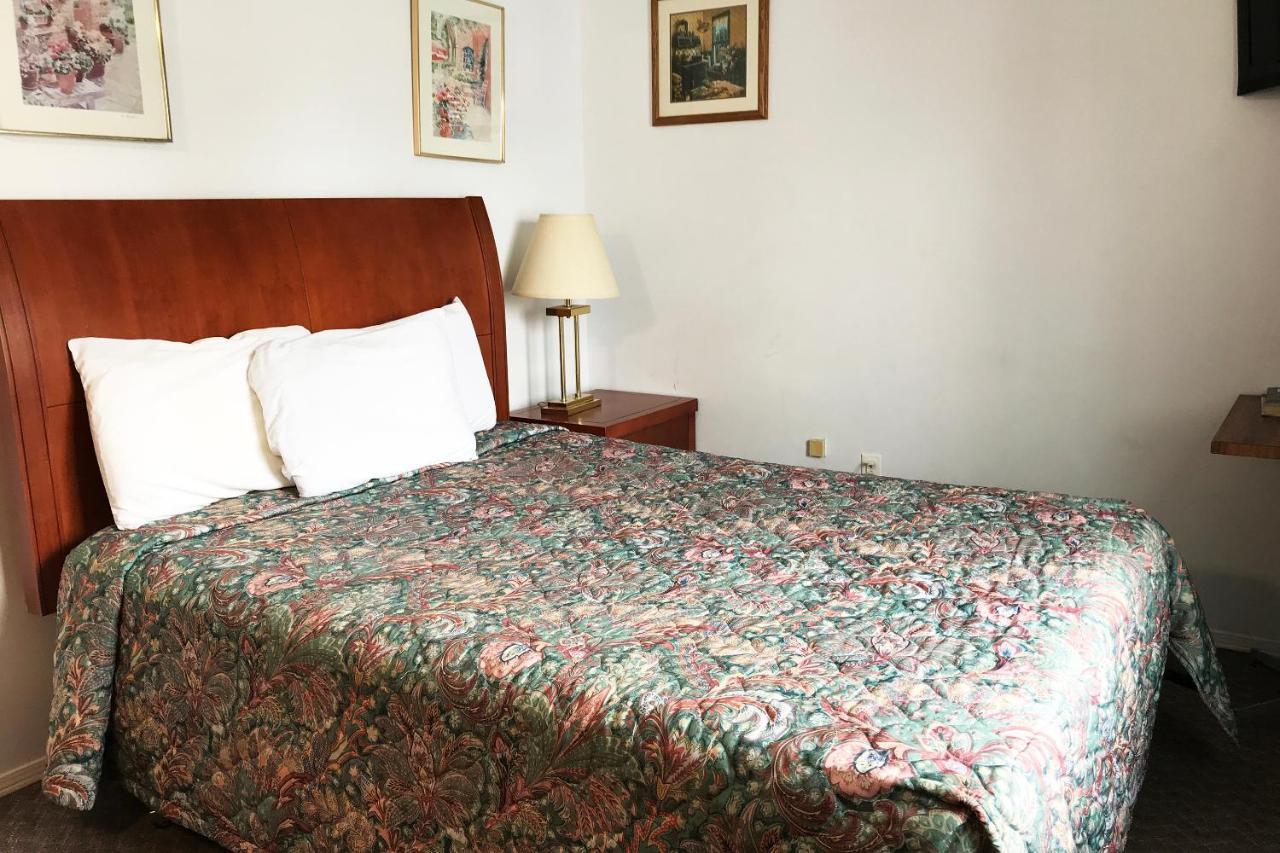 Bayside Motel Трентон Экстерьер фото